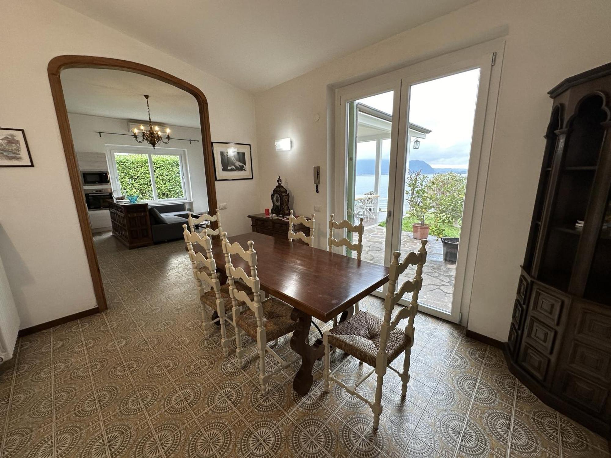 Villa Anastasye Your Lakefront Vacation Rental Predore Exterior foto